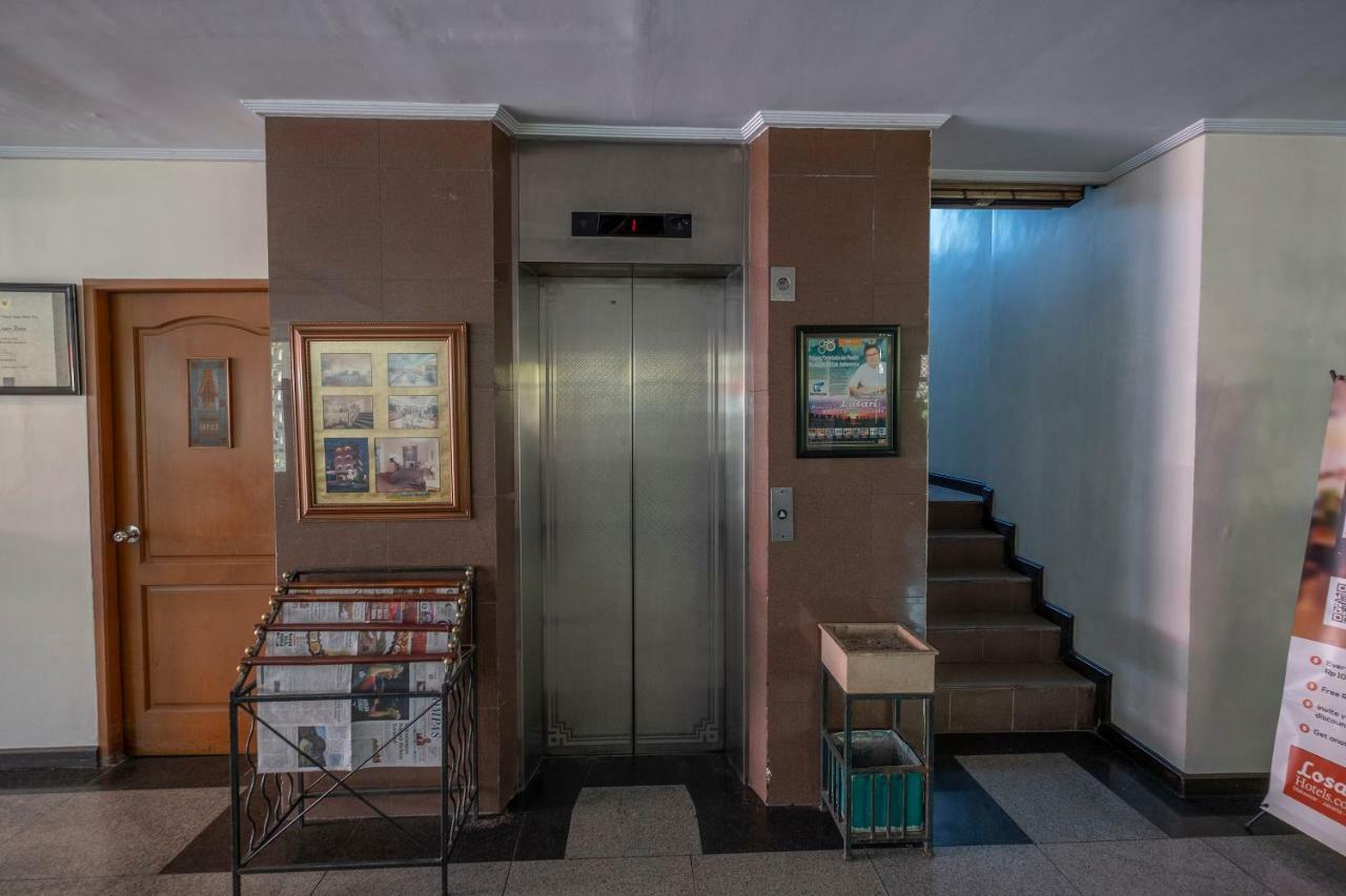 Oyo 628 Losari Metro Makassar Exterior photo